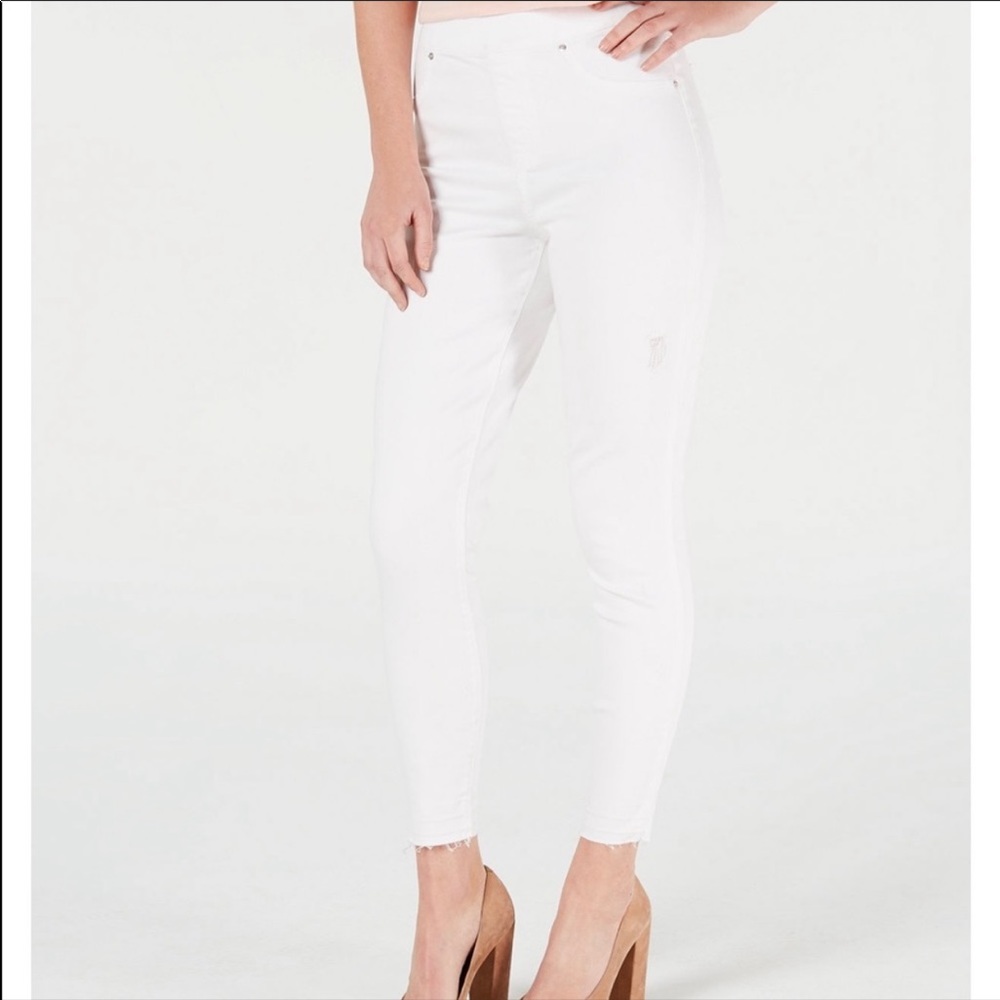 Spanx distressed skinny jeans /Brand New With Tags - Picture 8 of 8